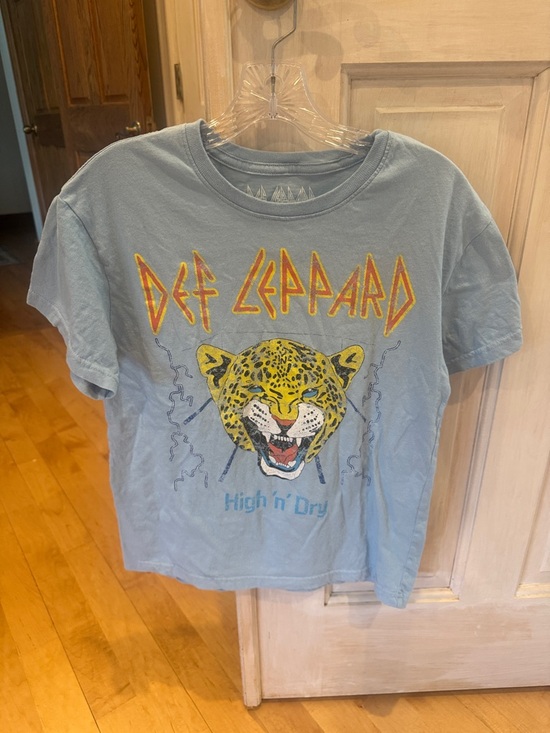 Def Leppard Tops - Def Leppard Light Blue 'High 'n' Dry' Graphic Tee